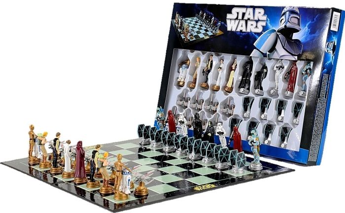 Star Wars Classic 3D Chess Set / Game 