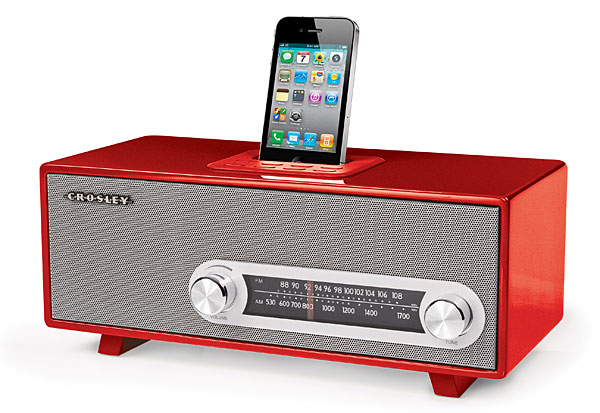 Crosley Ranchero Retro iPhone Radio