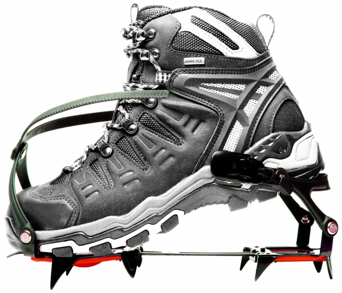  Crampon Traction Device