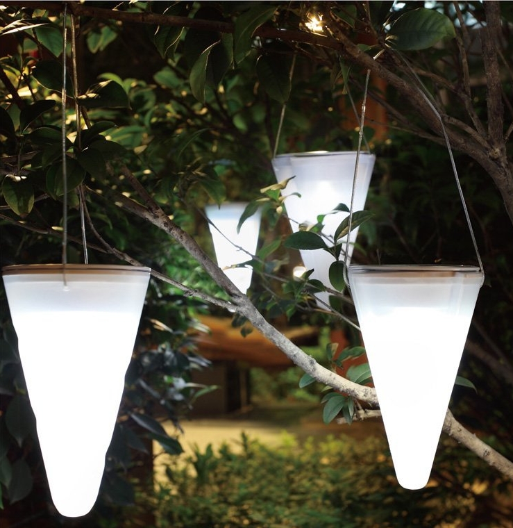 Hanging Solar Garden Light