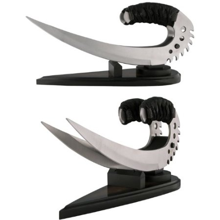 Saber Claws with Desk Display