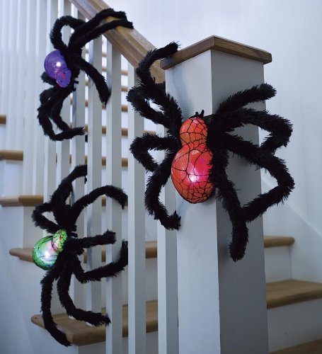 Light-Up Fuzzy Halloween Spiders