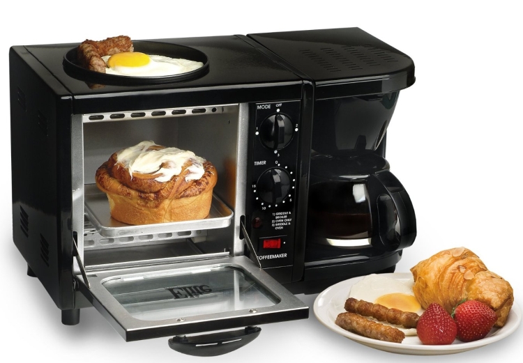 3-in-1 Multifunction Breakfast Deluxe Toaster OvenGriddleCoffee Maker