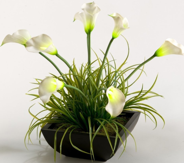 Lighted Calla Lilies in Square Metal Planter