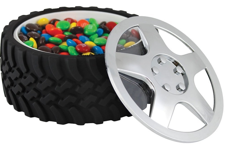 Tire Snack Bowl With Hubcap Lid