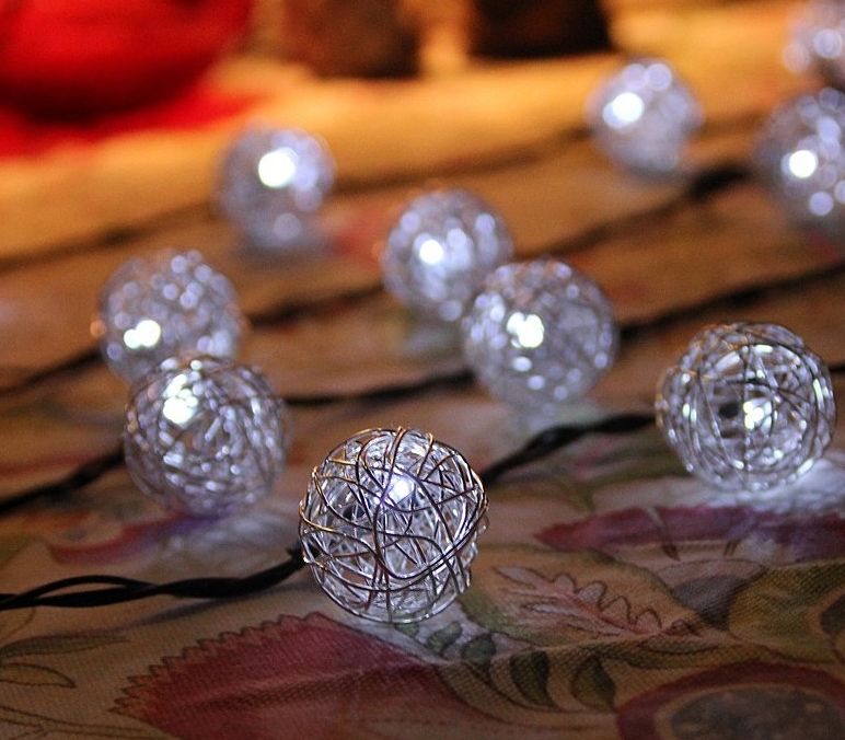 ED Solar Powered White Aluminum Lantern ball LED String Light christmas Lights