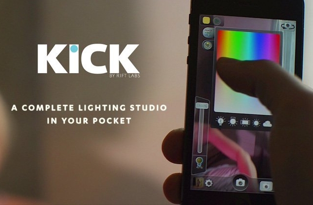 KICK Full Color Video Light