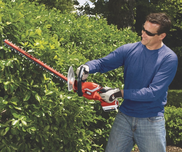 Lithium Ion 24-Inch Hedge Trimmer