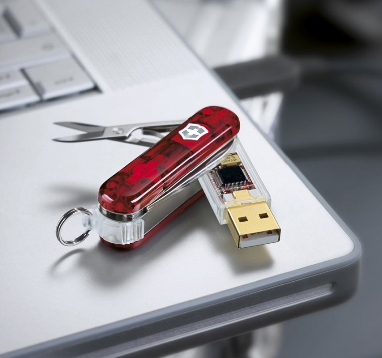 Victorinox SwissFlash LED 16GB