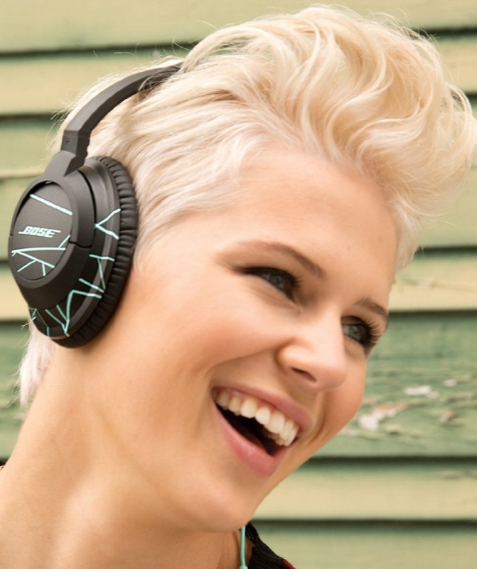 Bose SoundTrue Headphones Around-Ear Style