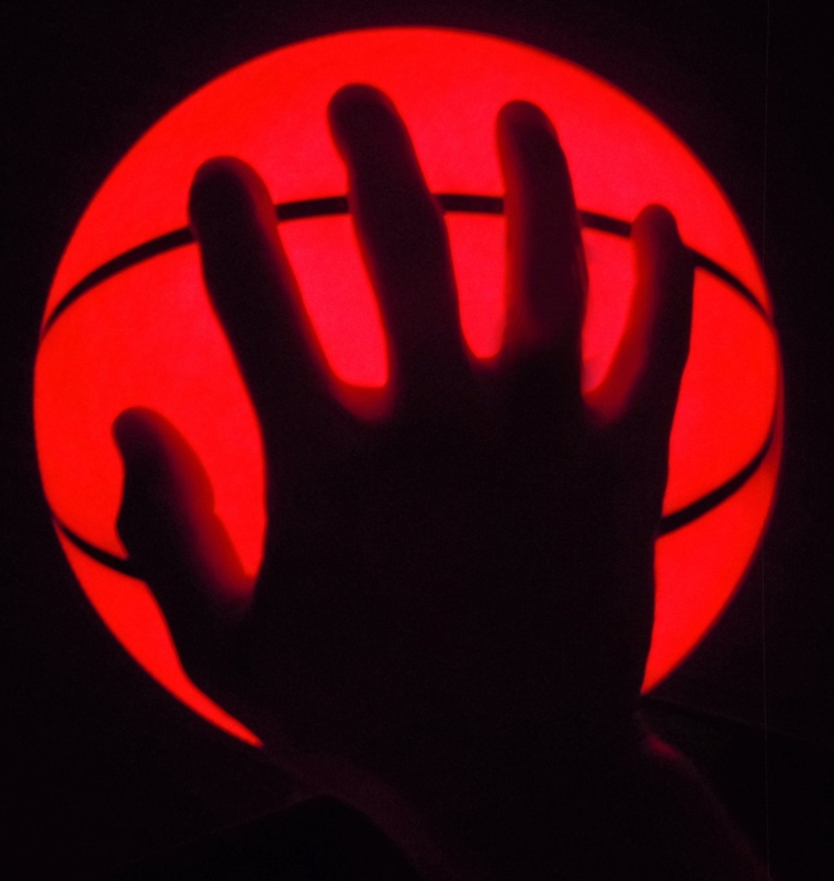 Light Up Basketball-Uses Two High Bright LED's