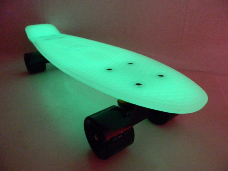 Glow In Dark Plastic Mini Cruiser Skateboard