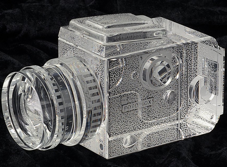 Fotodiox Crystal Medium Format Camera Display Model
