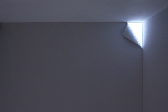 yoy-peel-wall-light-lamp-1