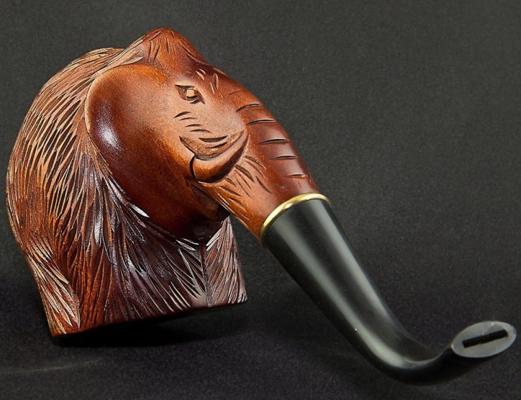 Elephant Carved wooden smoking pipe with cooling