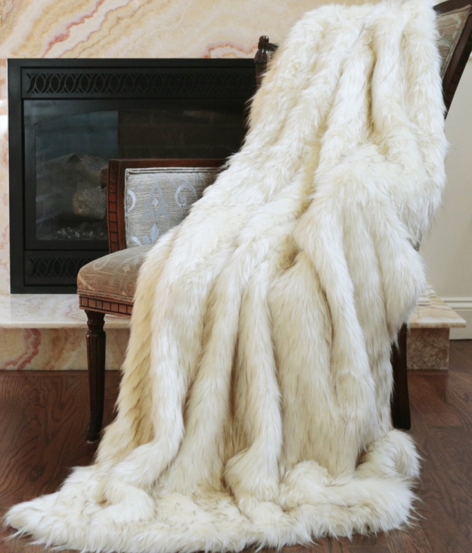 Fashion Iced Fox Faux Fur Throw Blanket