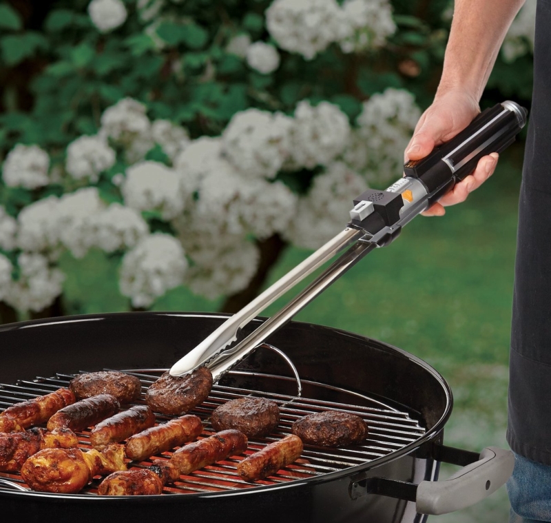 Star Wars Lightsaber BBQ Tongs with Sounds