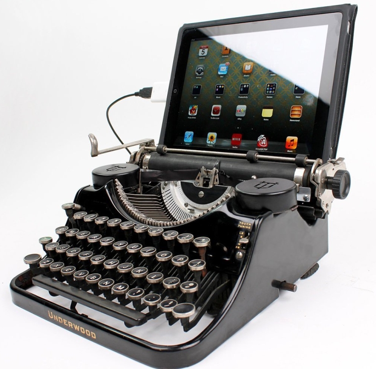 USB Typewriter® Computer Keyboard  iPad Dock