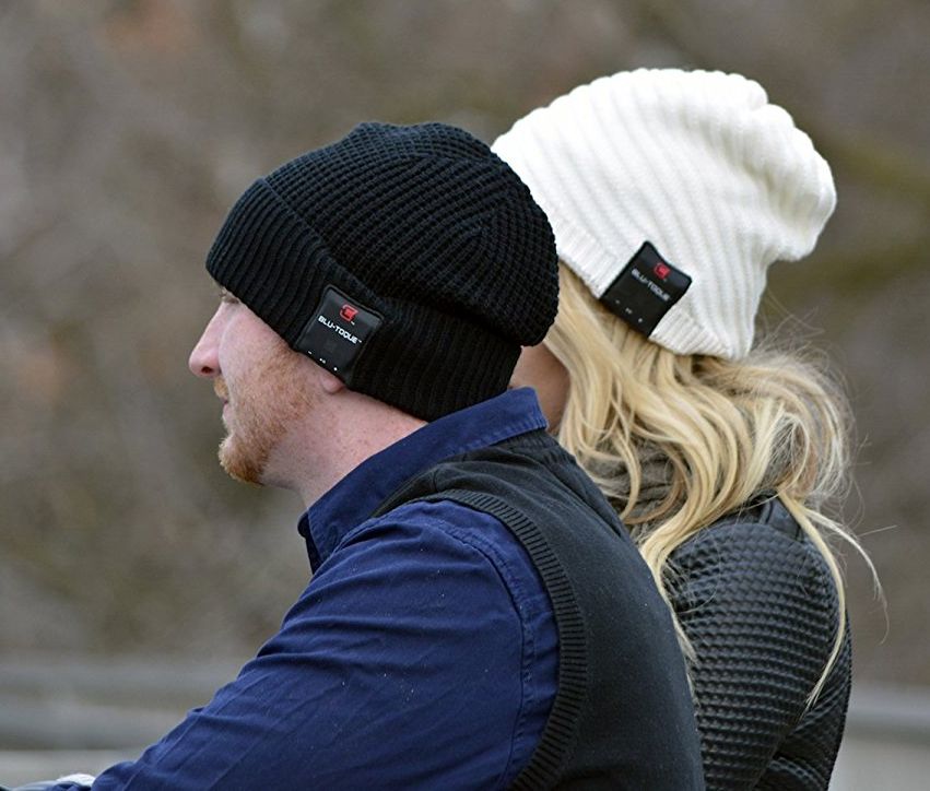 caseco-wireless-bluetooth-beanie-hat-4-1