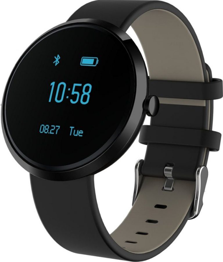 fitness tracker that monitors blood pressure