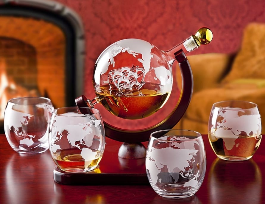 Whiskey decanter globe set