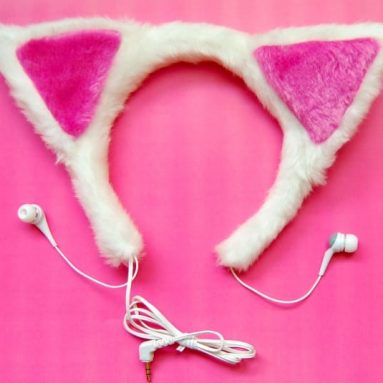 Cat-ear earphones