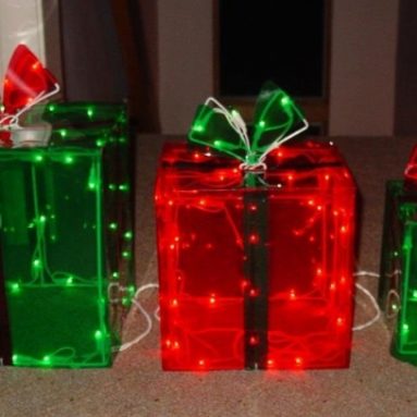 Lighted Gift Christmas Indoor / Outdoor