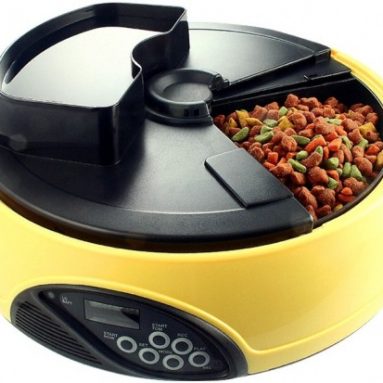 Automatic Pet Feeder with LCD Clock