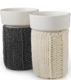 PORCELAIN CUPS WITH RIBBED KNIT COZY