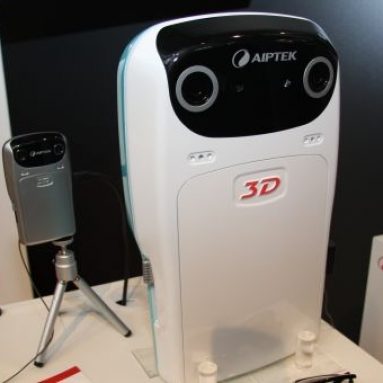 AIPTEX HD 720P portable 3D camcorder ‘i3’