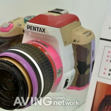 Colorful Limited Edition ‘PENTAX K-r PINK MODEL’