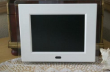 Voclan Digital Photo Frame 8″LCD screen by Sharp