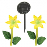 Malibu Solar Lily Flowers with Remote Panel