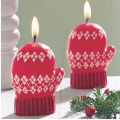Alpine Holiday Argyle Mitten Christmas Candles