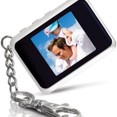 Coby 1.5-Inch Digital TFT LCD Photo Keychain