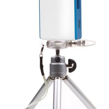 Versatile 6.75 Inch Telescoping Tripod for Flip