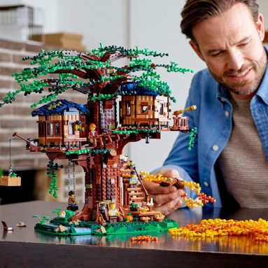 LEGO Ideas 21318 Tree House Building Kit