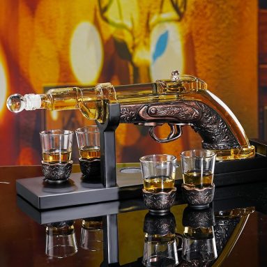 Gun Whisky Decanter Set with 4 Shot Glasses