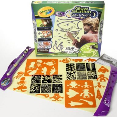 Crayola Glow Station Day & Night