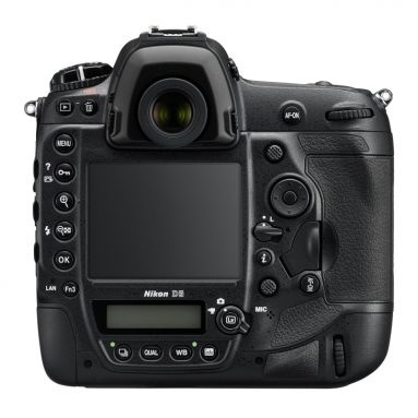 Nikon D5 20.8 MP FX-Format Digital SLR Camera Body (XQD Version)