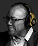 AKG sealed over-ear headphones