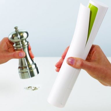 Joseph Joseph No-Spill Mill