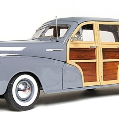 Premiere Edition 1:18 1948 Chevrolet Fleetmaster Woody