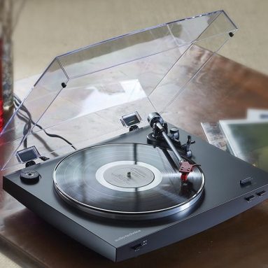 Audio-Technica Fully Automatic Belt-Drive Stereo Turntable