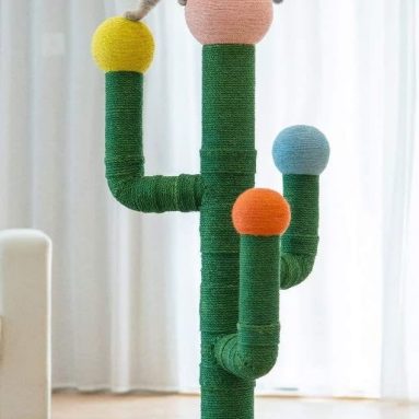 Cactus Shape Vertical Cat