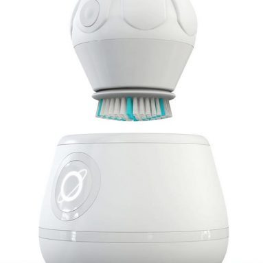 The Only Self Sanitizing Exfoliating Brush