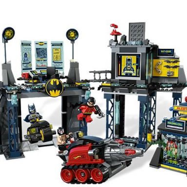 LEGO Super Heroes The Batcave