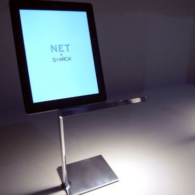 Net LED Table Light Docking Station for iPad and iPhone