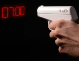 Creative Pistol Projection Wall Clock