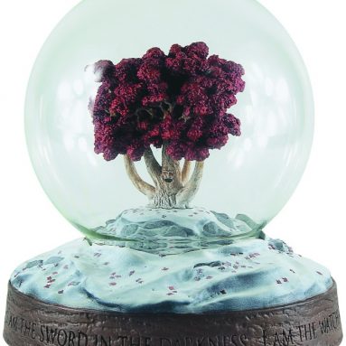 Dark Horse Deluxe Game of Thrones Weirwood Snow Globe